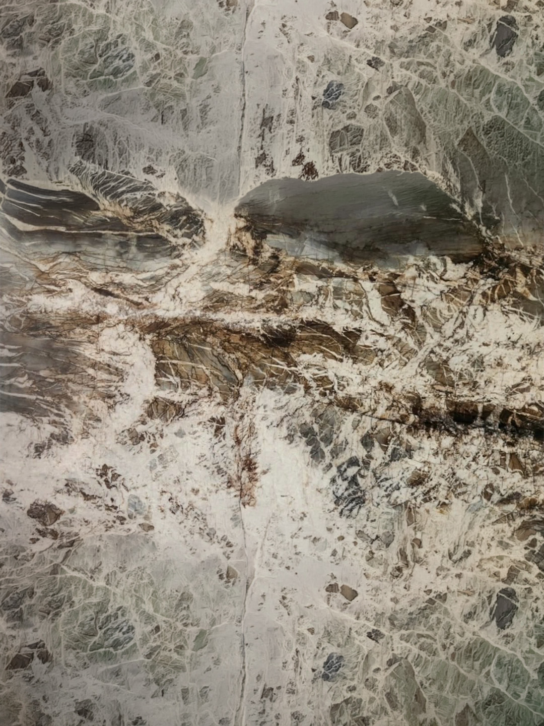 Vittara Crystal Quartzite Slab